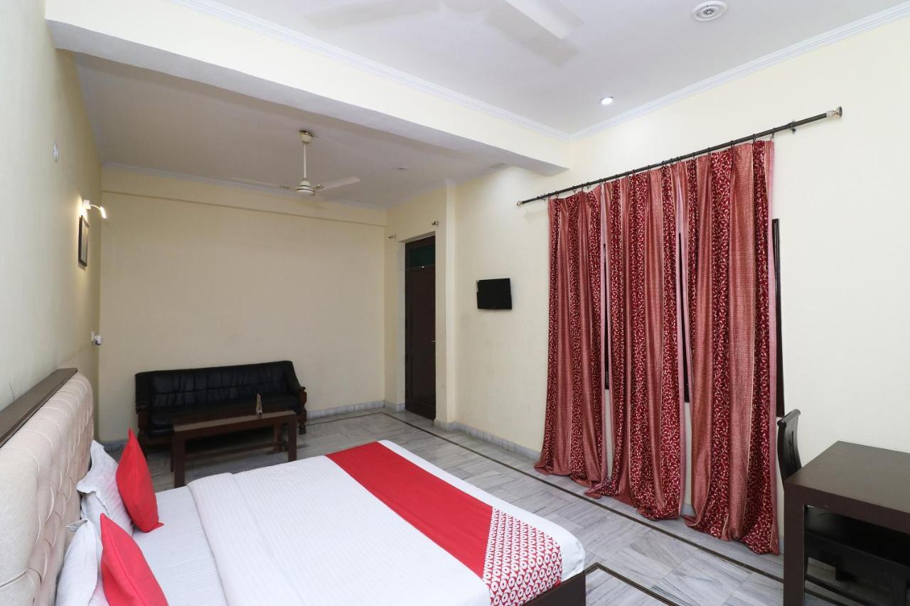 Oyo Hotel Ayaan Bareilly Luaran gambar